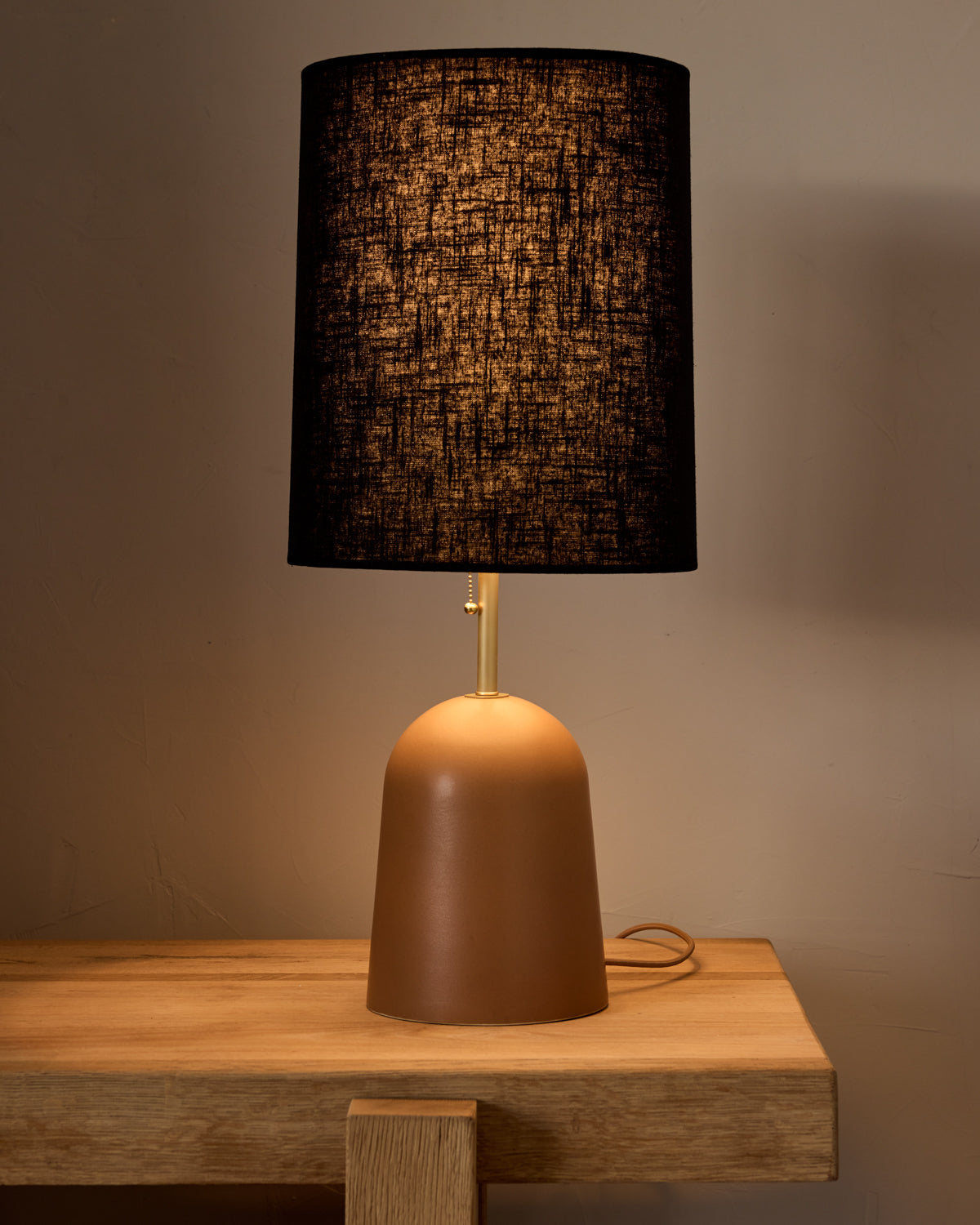 Willa Ceramic Table Lamp