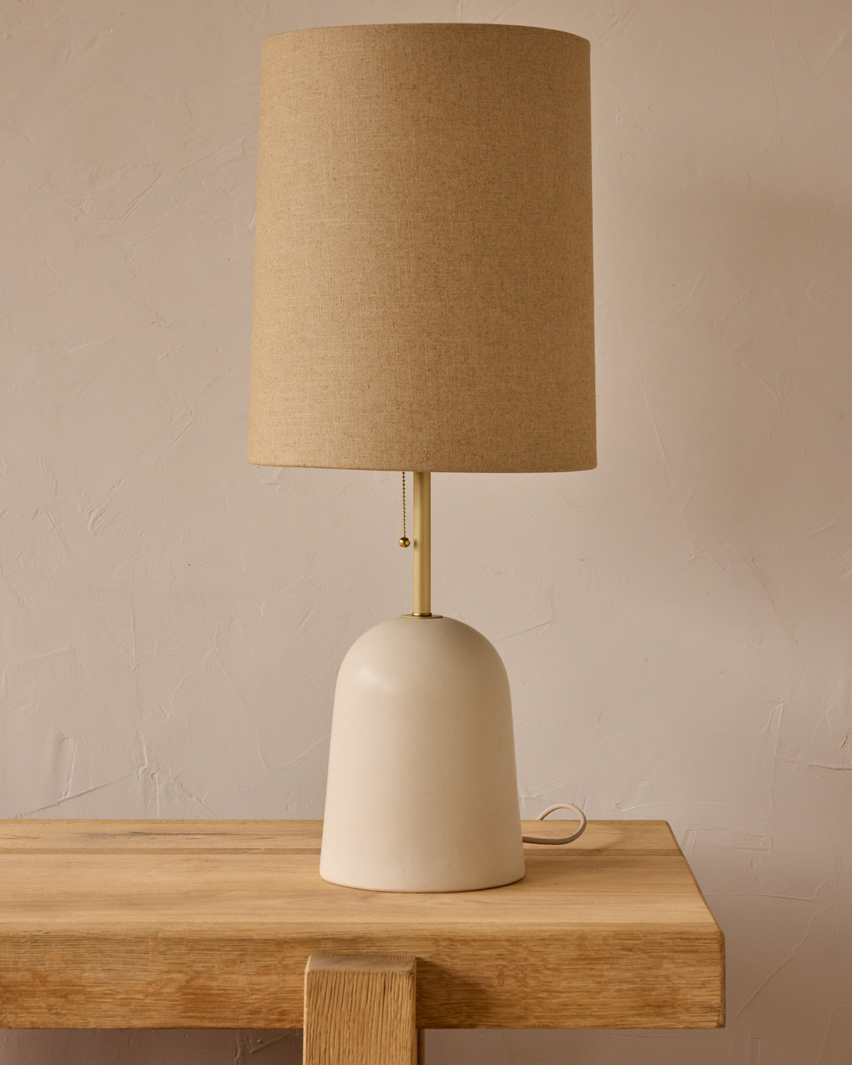 Willa Ceramic Table Lamp